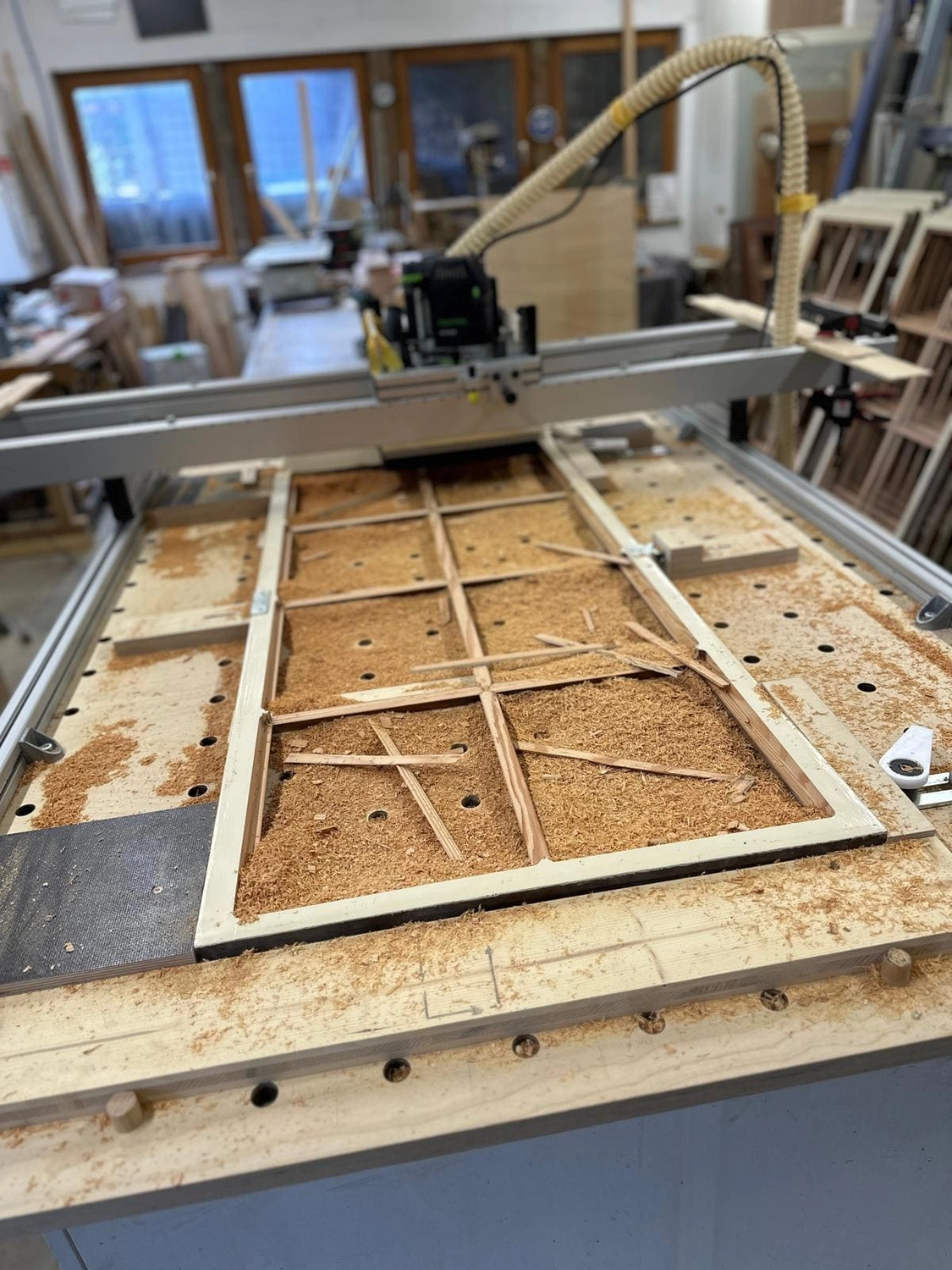 Schreinerei - Maßgefertigte Holzarbeiten - Holzfenster für Altbau + Denkmal