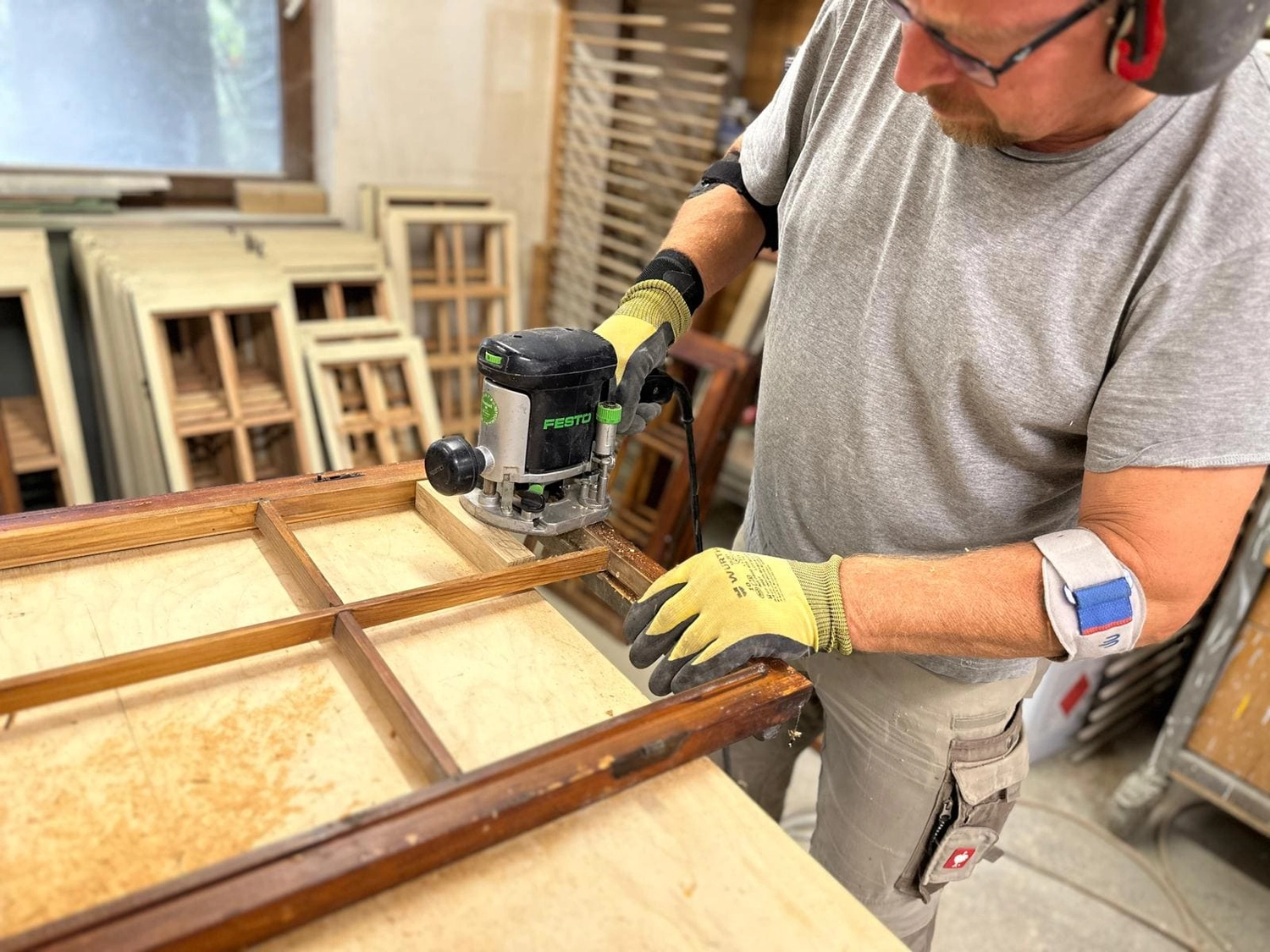 Schreinerei - Maßgefertigte Holzarbeiten - Holzfenster für Altbau + Denkmal